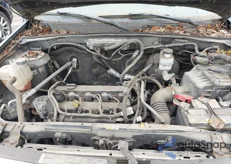 2011 Ford Escape Xlt z USA, uszkodzony, nr VIN 1FMCU9D7XBKC47638